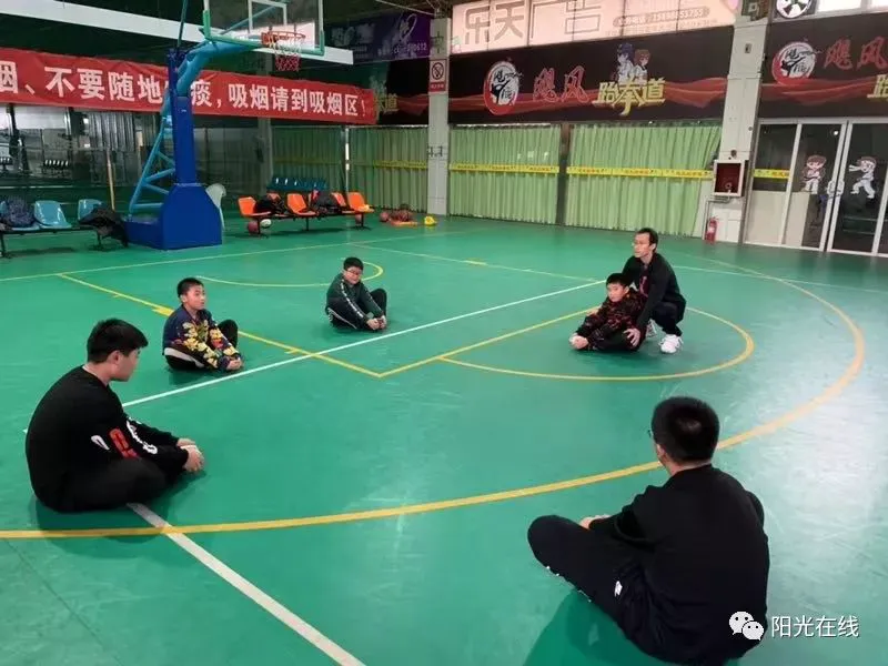 如何通过篮球表演赛制定有效的训练计划_2